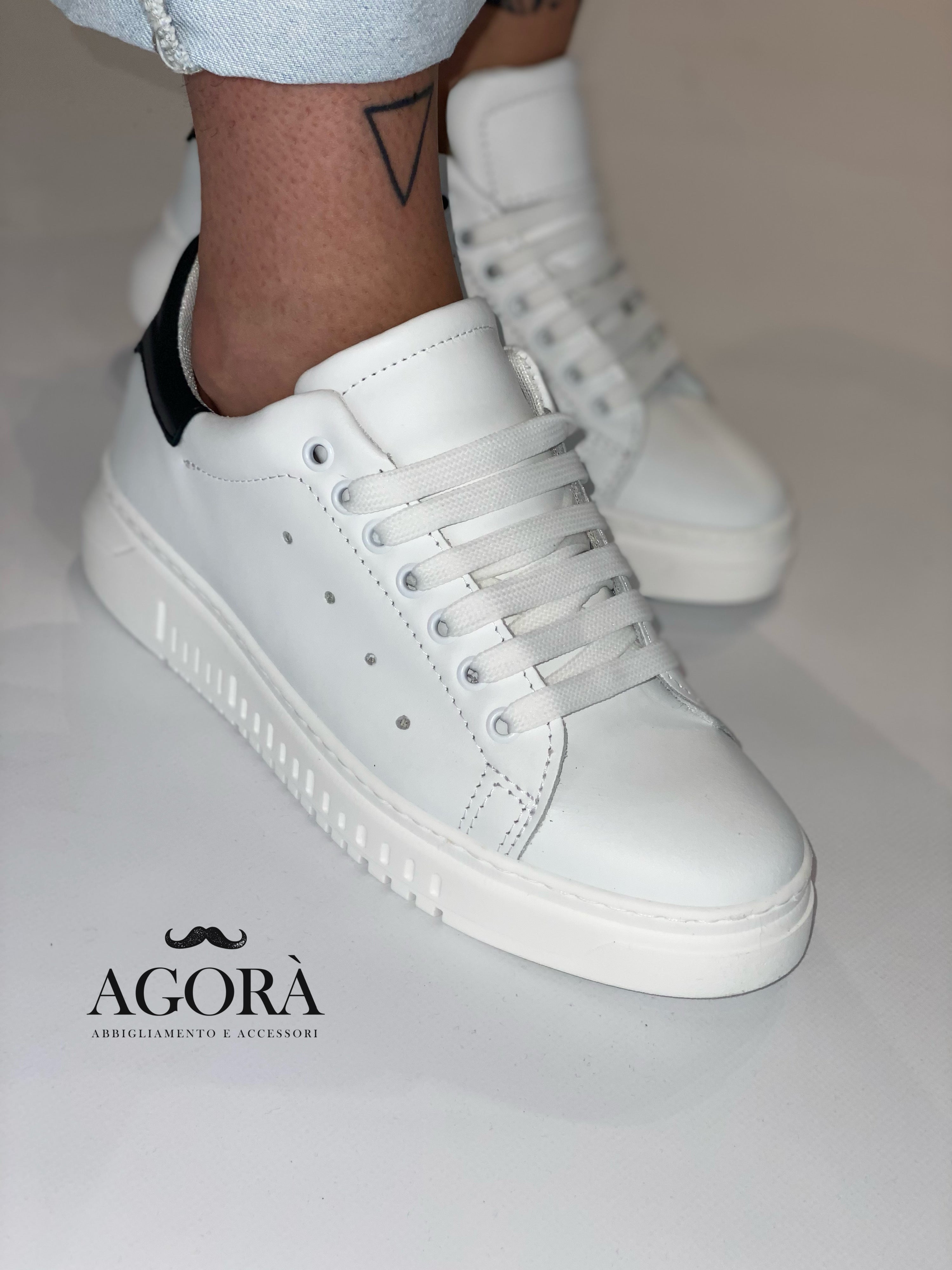 Zapatillas Somart blancas y negras