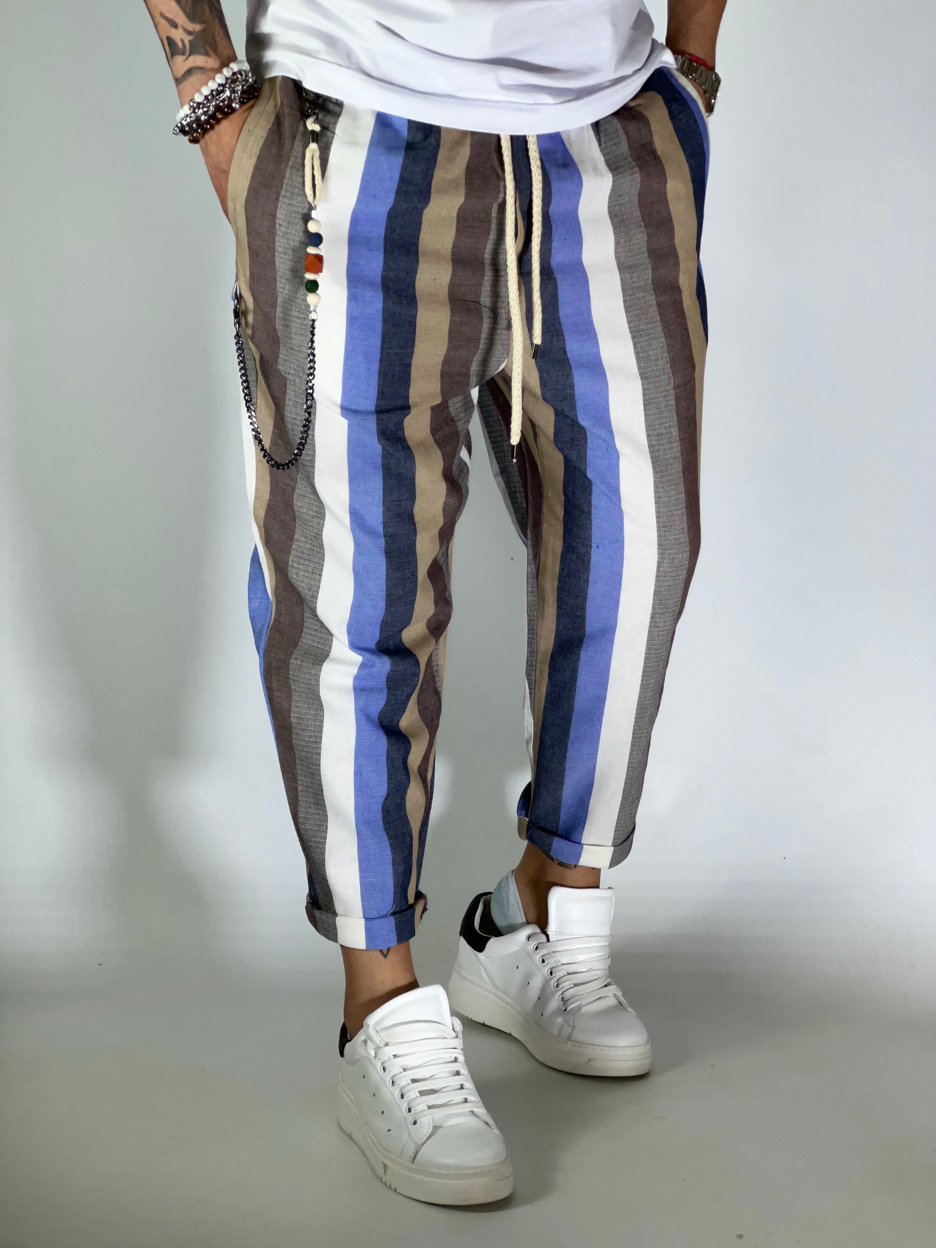 Pantalones a rayas con efecto lino en azul cielo